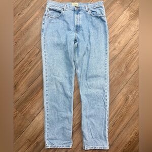 LL Bean Classic Fit Jeans 36x32 Light Wash 100% Cotton Vintage Dad Denim